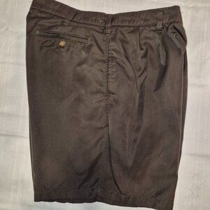 Lord & Taylor Men's dress shorts, Dark Green w/ 32" waist